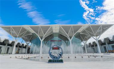 国度会展中心工程一期综合配套区项目地铁1 号线；で嗖